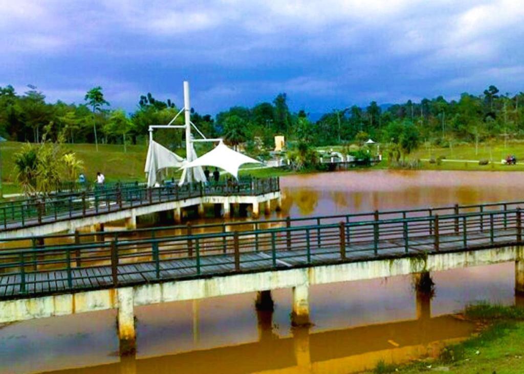 New Wave Sg Buloh - Dd Otel Damansara Damai Dış mekan fotoğraf